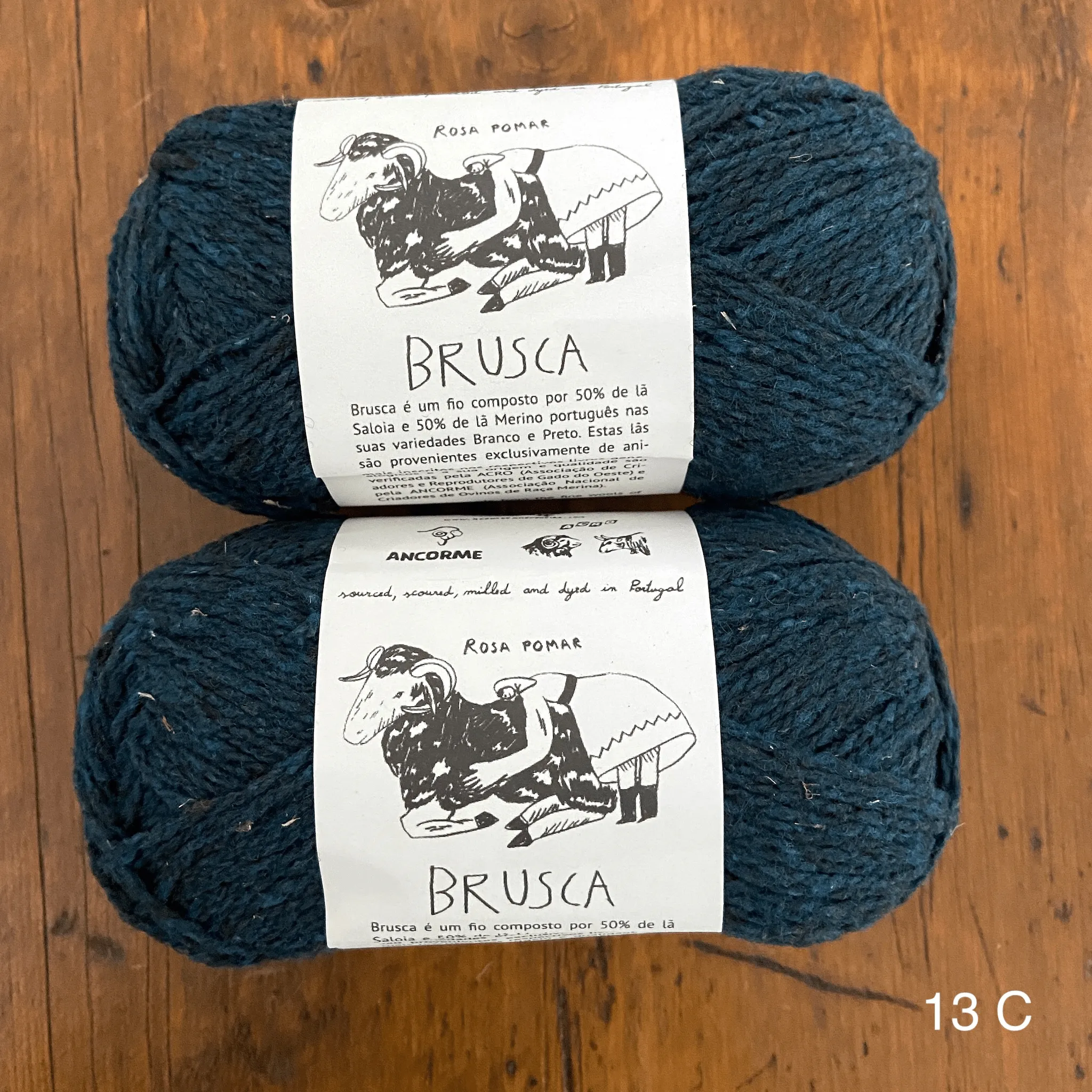 Retrosaria Brusca Worsted Yarn