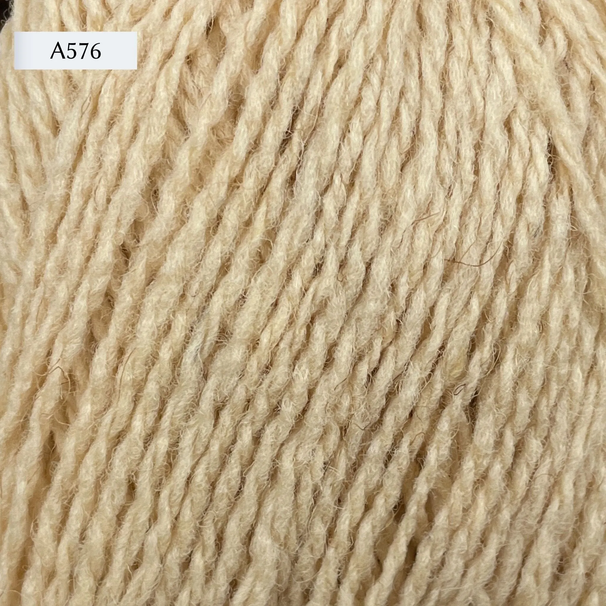Retrosaria Brusca Worsted Yarn