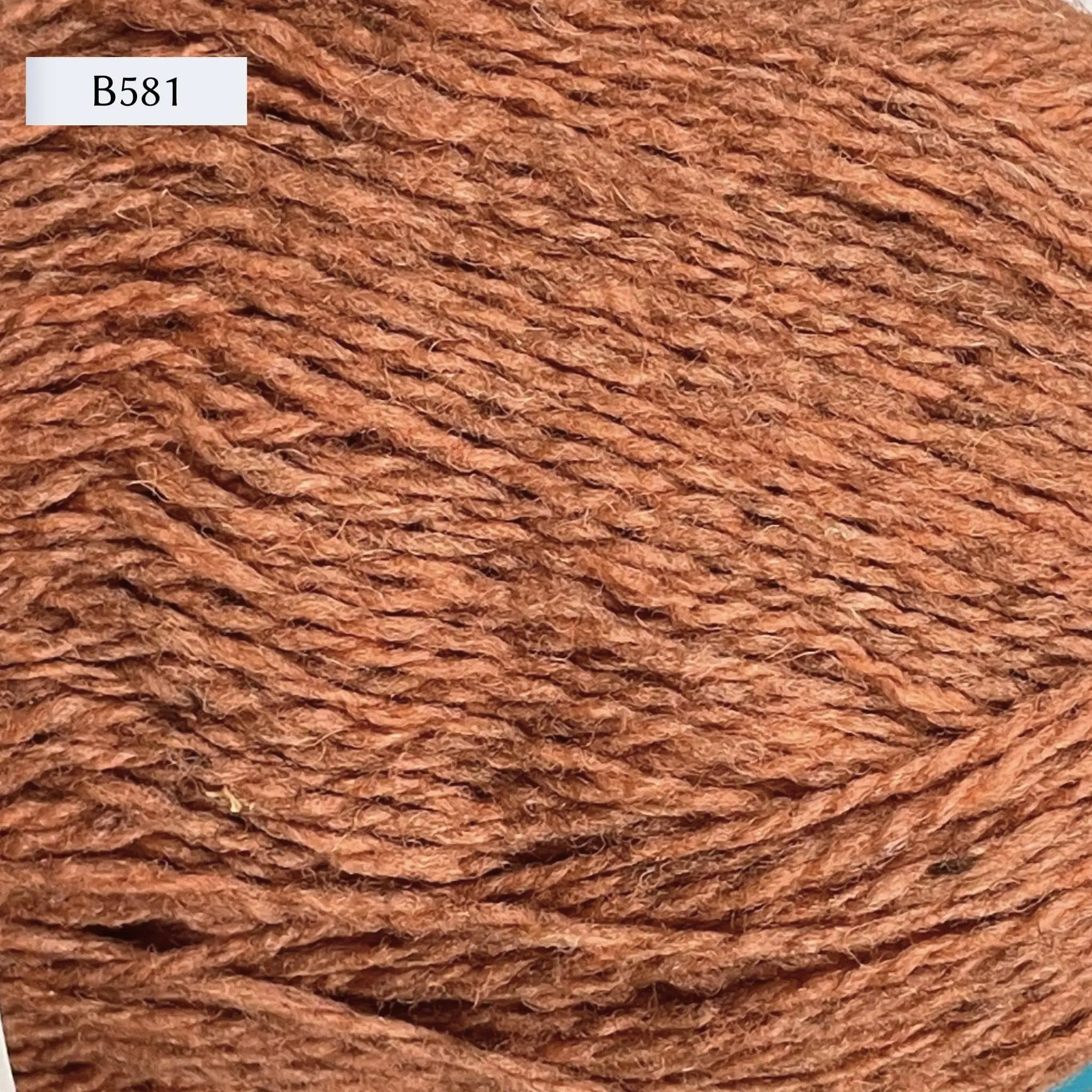 Retrosaria Brusca Worsted Yarn
